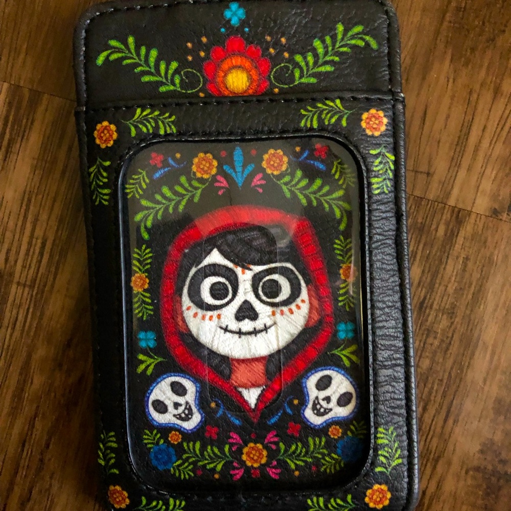 Loungefly Coco travel wallet